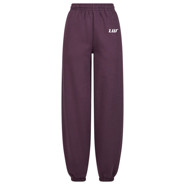 Luna Wolf Wellness  - Fluffy sweatpants Thumbnail